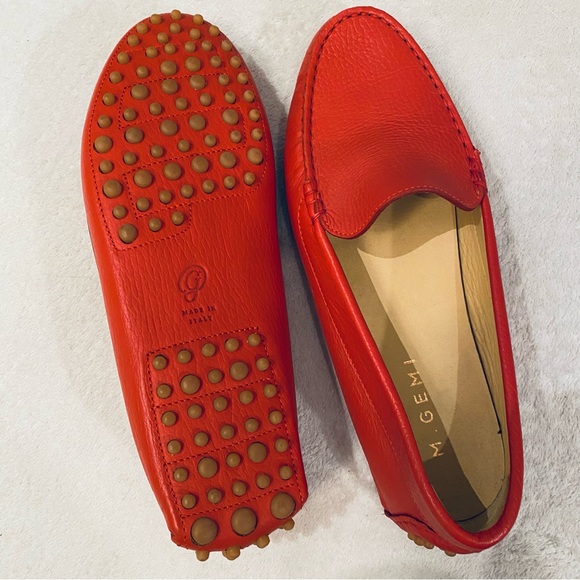 M Gemi The Felixe red pebbled leather flat driving shoe Sz 38.5 NWOT